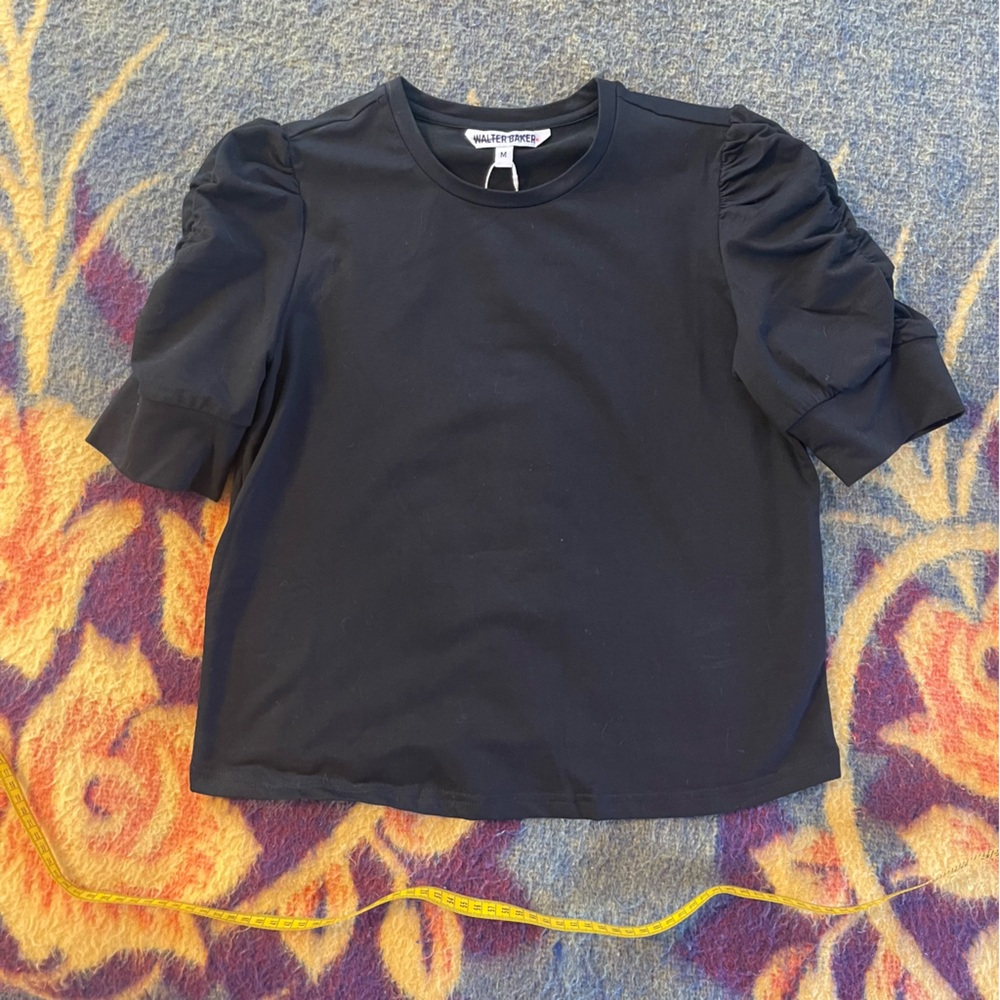 Walter baker black scrunch sleeve top size medium nwt